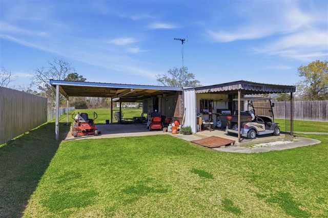 402 Scheufens Road, Lake Charles, LA 70615