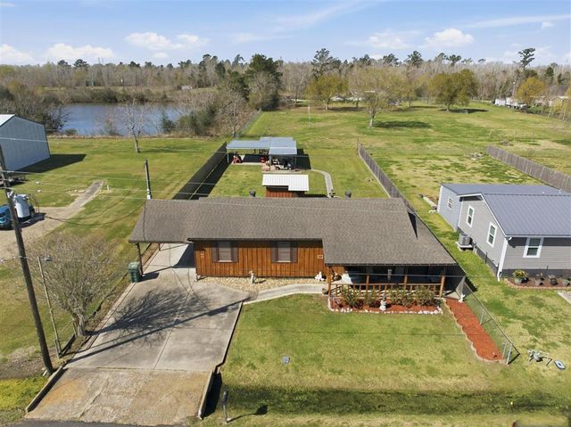 402 Scheufens Road, Lake Charles, LA 70615