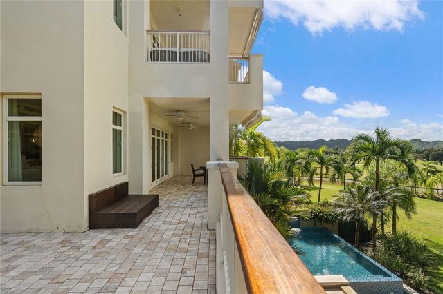 500 PLANTATION VILLAGE DRIVE 3-208, Dorado, PR 00646