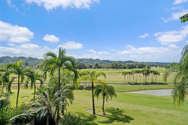 500 PLANTATION VILLAGE DRIVE 3-208, Dorado, PR 00646