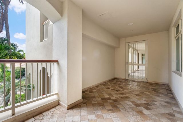 500 PLANTATION VILLAGE DRIVE 3-208, Dorado, PR 00646