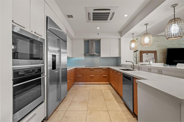 500 PLANTATION VILLAGE DRIVE 3-208, Dorado, PR 00646