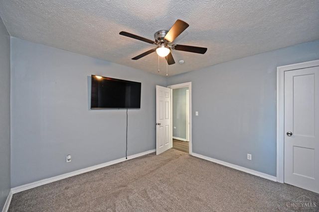 3910 Jewell Avenue, Middletown, OH 45042