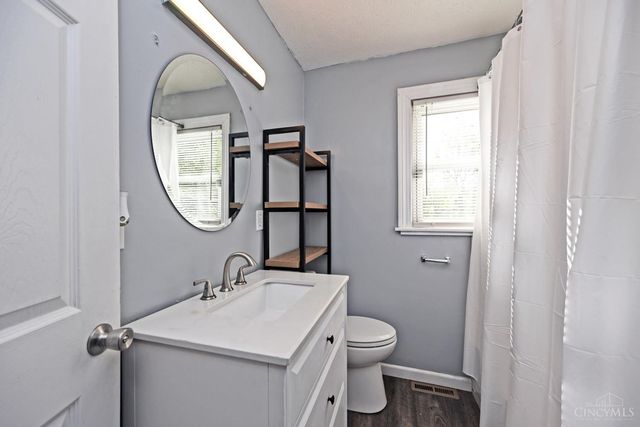 3910 Jewell Avenue, Middletown, OH 45042