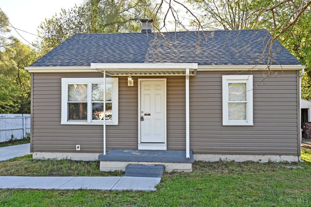 3910 Jewell Avenue, Middletown, OH 45042