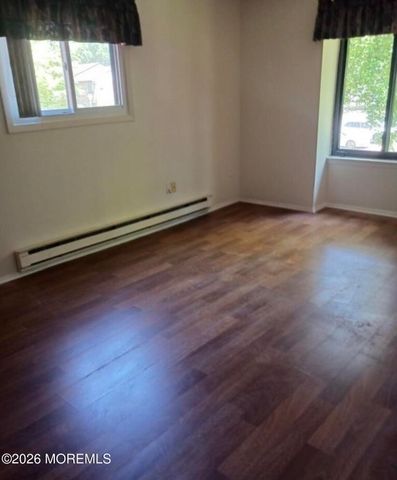 99 Arrowood Road J, Manalapan, NJ 07726
