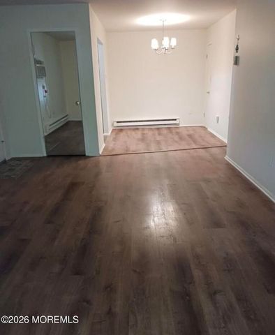 99 Arrowood Road J, Manalapan, NJ 07726