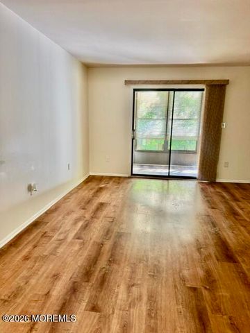99 Arrowood Road J, Manalapan, NJ 07726