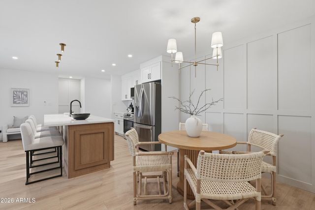 1318 E LA JOLLA Drive, Tempe, AZ 85282