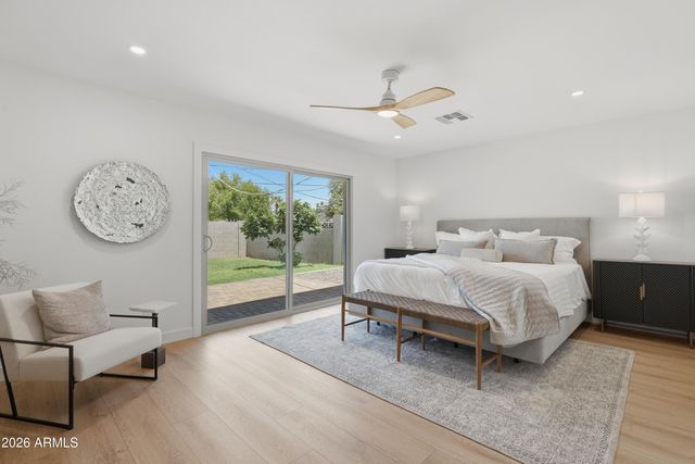 1318 E LA JOLLA Drive, Tempe, AZ 85282
