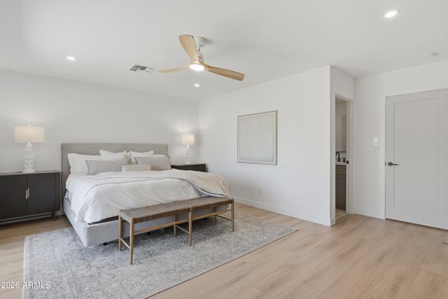 1318 E LA JOLLA Drive, Tempe, AZ 85282