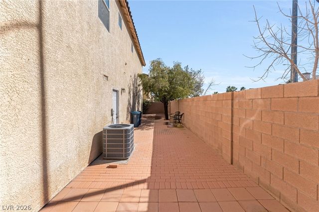 8155 Retriever Avenue, Las Vegas, NV 89147