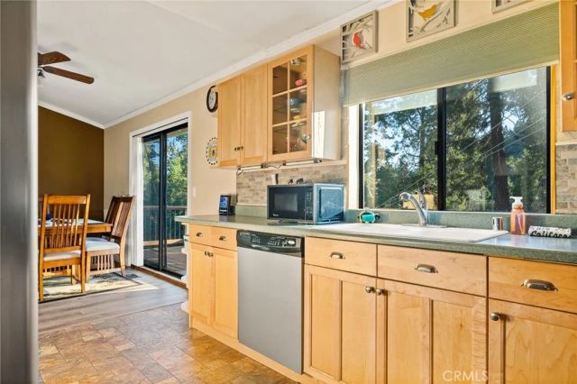707 Virginia Court, Lake Arrowhead, CA 92352