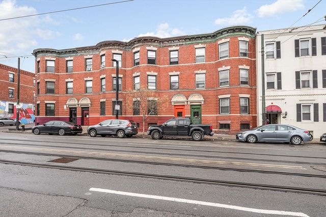 884 Huntington Ave, Boston, MA 02115