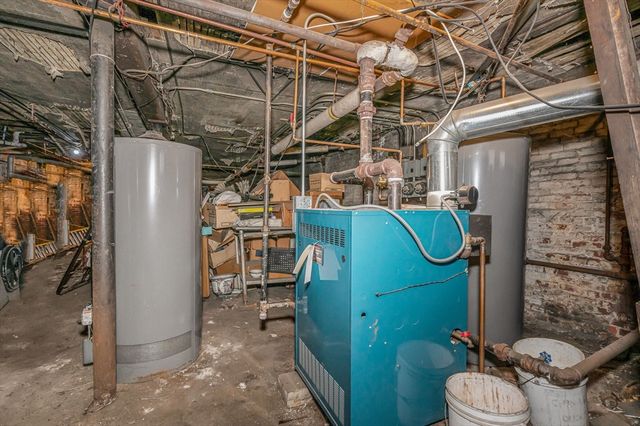 884 Huntington Ave, Boston, MA 02115