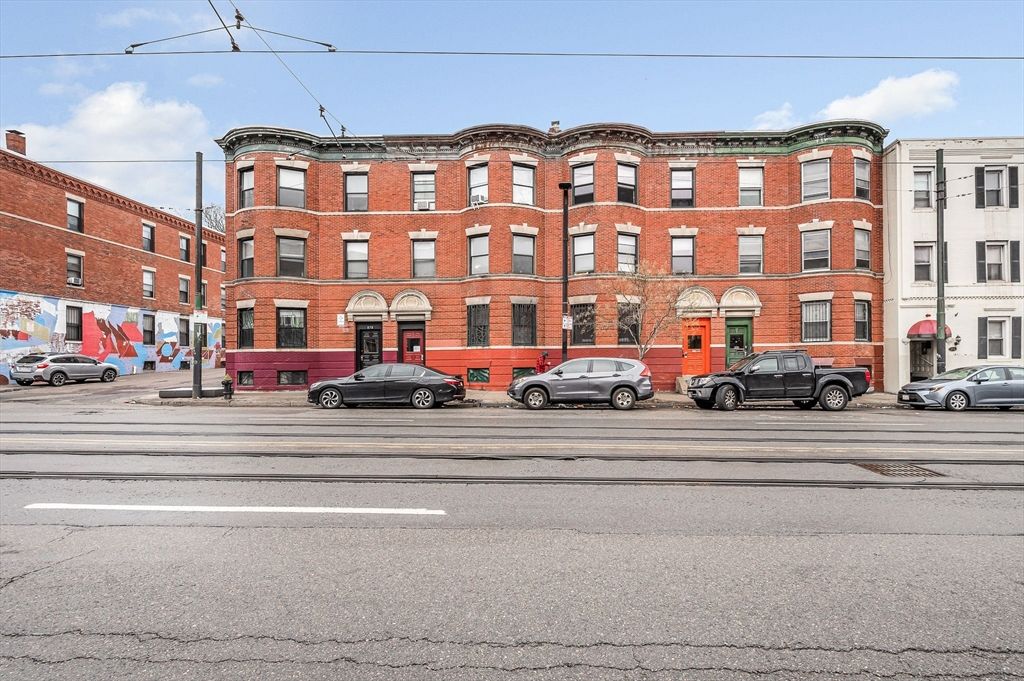 884 Huntington Ave, Boston, MA 02115