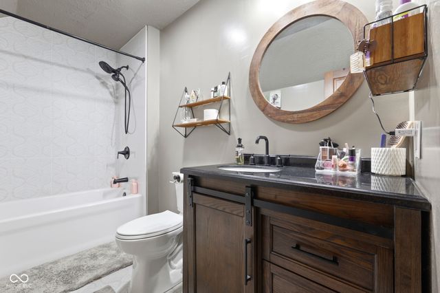 3355 Calcutta Drive, Greenwood, IN 46143