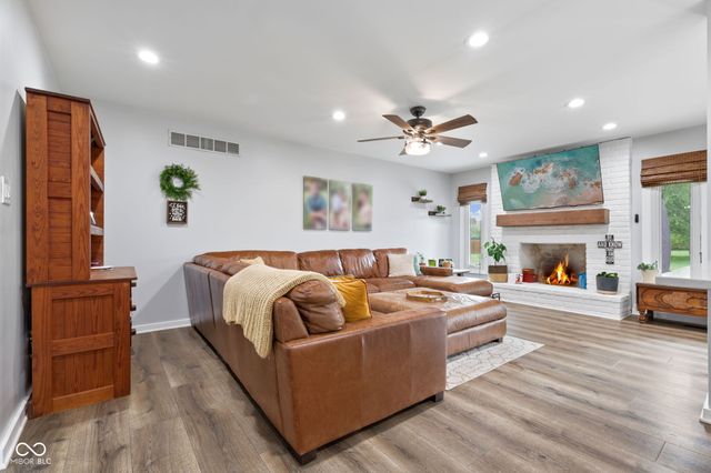 3355 Calcutta Drive, Greenwood, IN 46143