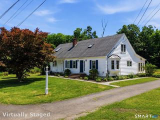 24 Amos Street, Hamden, CT 06518