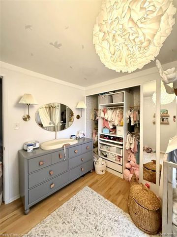 27471 Norma Drive, Warren, MI 48093