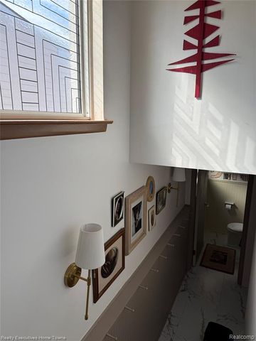 27471 Norma Drive, Warren, MI 48093