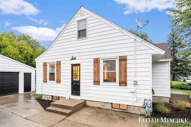 829 Ariebill Street, Wyoming, MI 49509