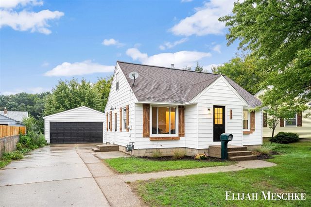 829 Ariebill Street, Wyoming, MI 49509