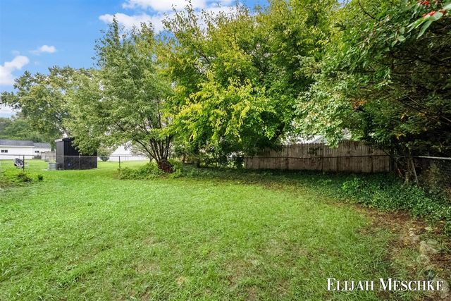 829 Ariebill Street, Wyoming, MI 49509
