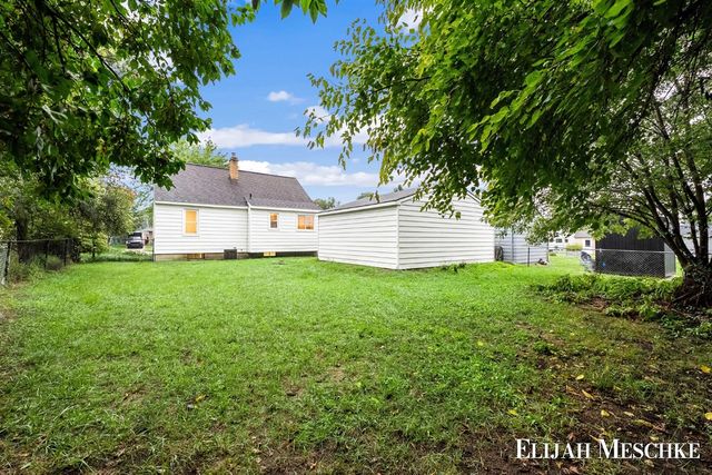 829 Ariebill Street, Wyoming, MI 49509