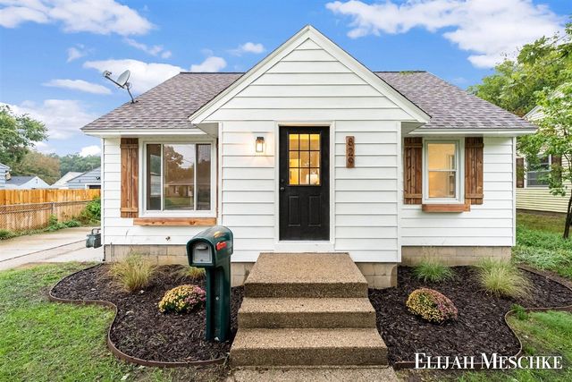829 Ariebill Street, Wyoming, MI 49509