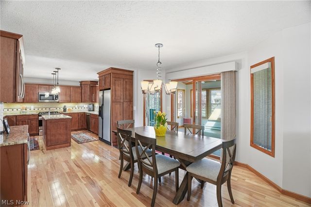 256 Walnut Grove, Washington, WV 26181