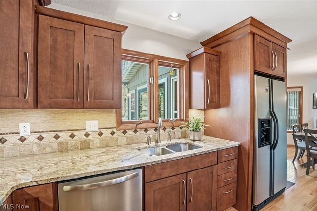 256 Walnut Grove, Washington, WV 26181