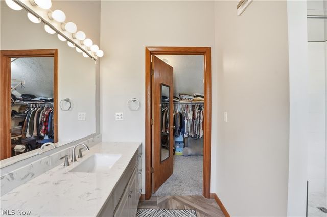 256 Walnut Grove, Washington, WV 26181