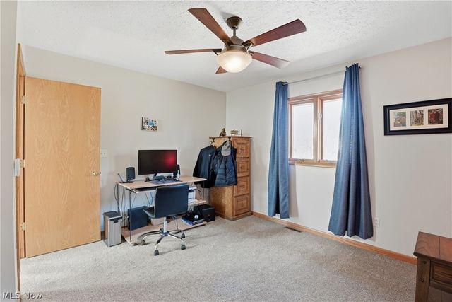 256 Walnut Grove, Washington, WV 26181