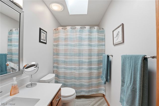 256 Walnut Grove, Washington, WV 26181