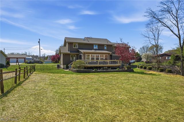 256 Walnut Grove, Washington, WV 26181