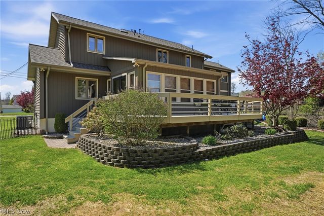 256 Walnut Grove, Washington, WV 26181