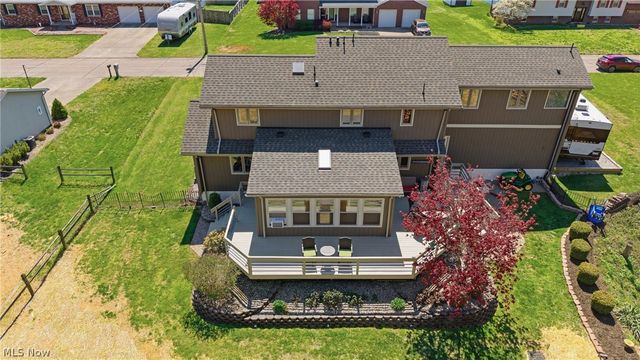 256 Walnut Grove, Washington, WV 26181