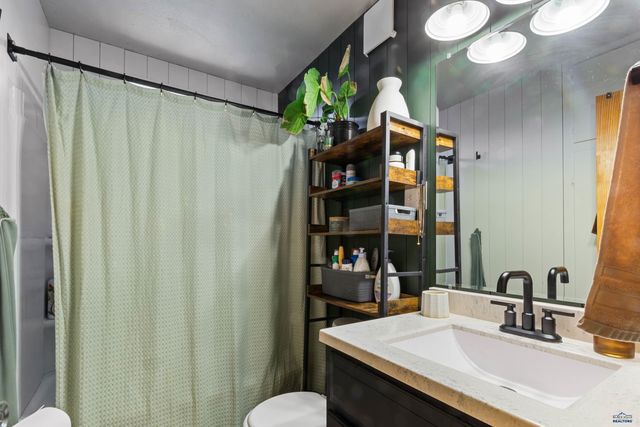 125 ST CHARLES, Rapid City, SD 57701