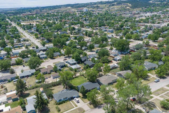 125 ST CHARLES, Rapid City, SD 57701