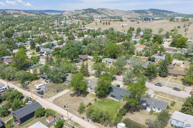 125 ST CHARLES, Rapid City, SD 57701