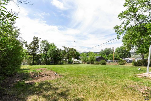 125 ST CHARLES, Rapid City, SD 57701