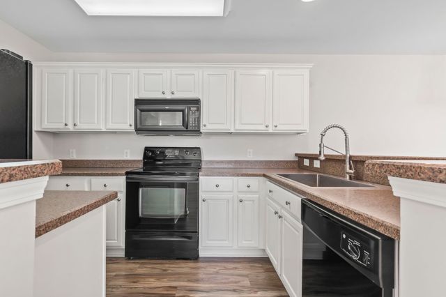 21 Pistachio Loop Unit F, Murrells Inlet, SC 29576