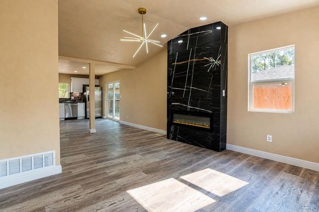 2009 E 15th St, Pueblo, CO 81001