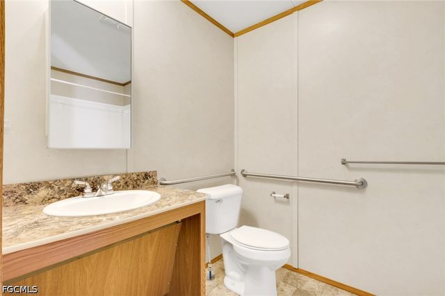 8111 Breeze DR, North Fort Myers, FL 33917