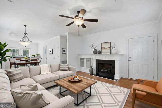 865 Perennial Drive 105, Atlanta, GA 30328