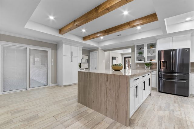 2819 Yorkshire Street, Irving, TX 75061