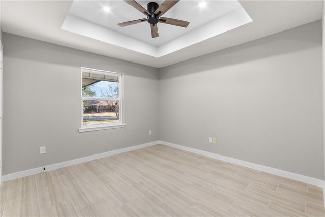 2819 Yorkshire Street, Irving, TX 75061