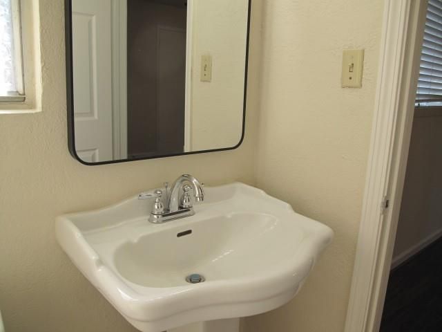 10054 Haddington Drive, Houston, TX 77080