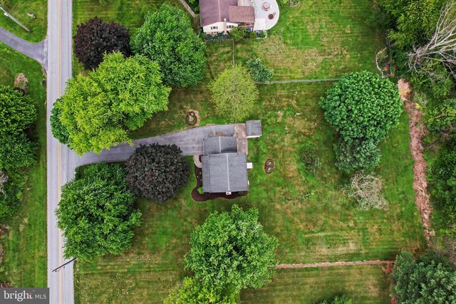 685 S MIDDLESEX ROAD, Carlisle, PA 17015